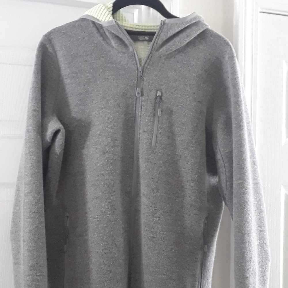MOUNTAIN HARD WEAR FLEECE LINED HOODIE - Women's L $50